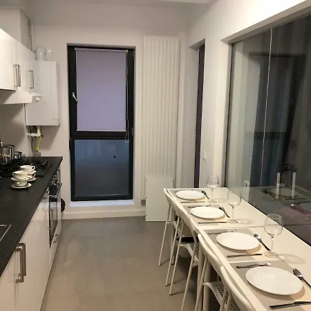 Appartement 21 *