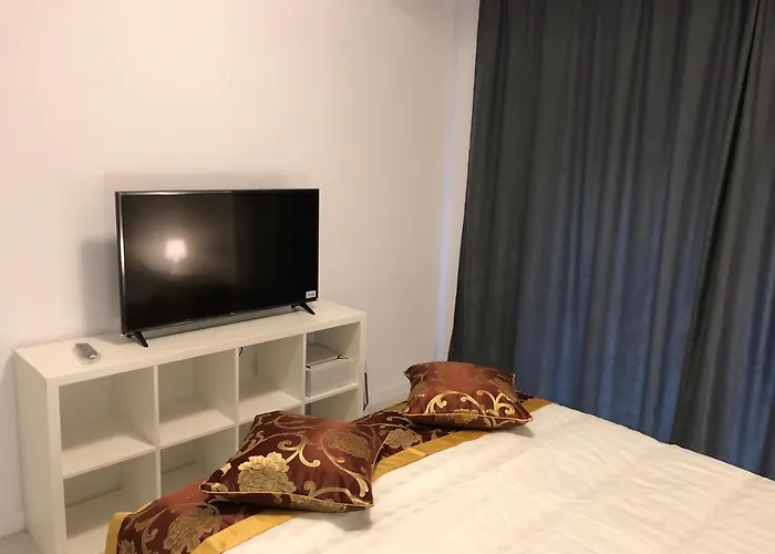 شقة 21 بوخارست