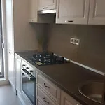 شقة 21 *