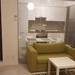 شقة 21 بوخارست