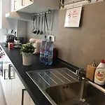 21 شقة بوخارست