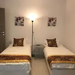 21 بوخارست