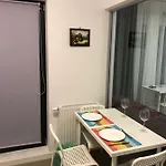21 شقة